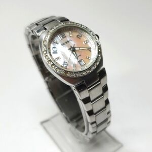 Fossil Watch AM4175 Silver Wristband Mother of Pearl Face Watch EUC